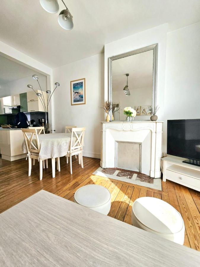 Appartement Douillet En Hyper Centre De ディエップ エクステリア 写真